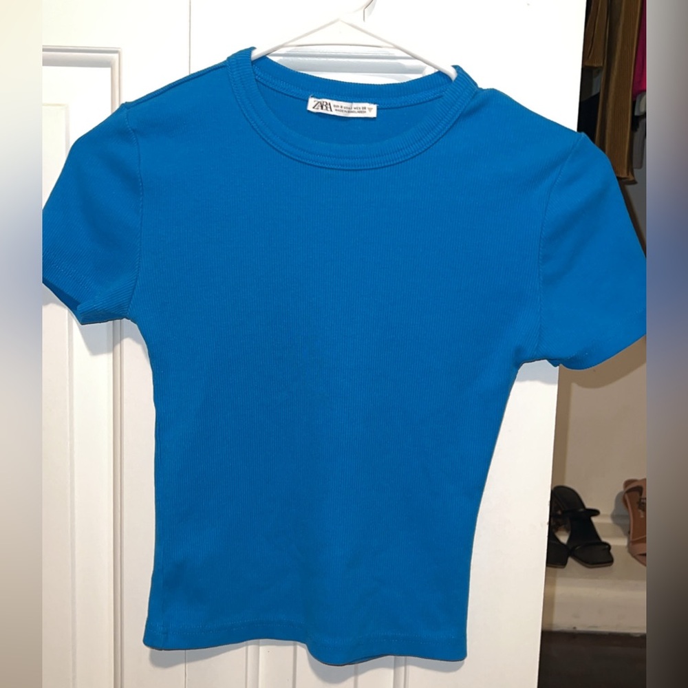 Zara size Small Blue Tee